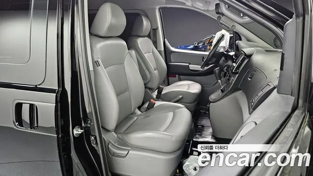 Hyundai The New Grand Starex id 2690401 из Кореи 13