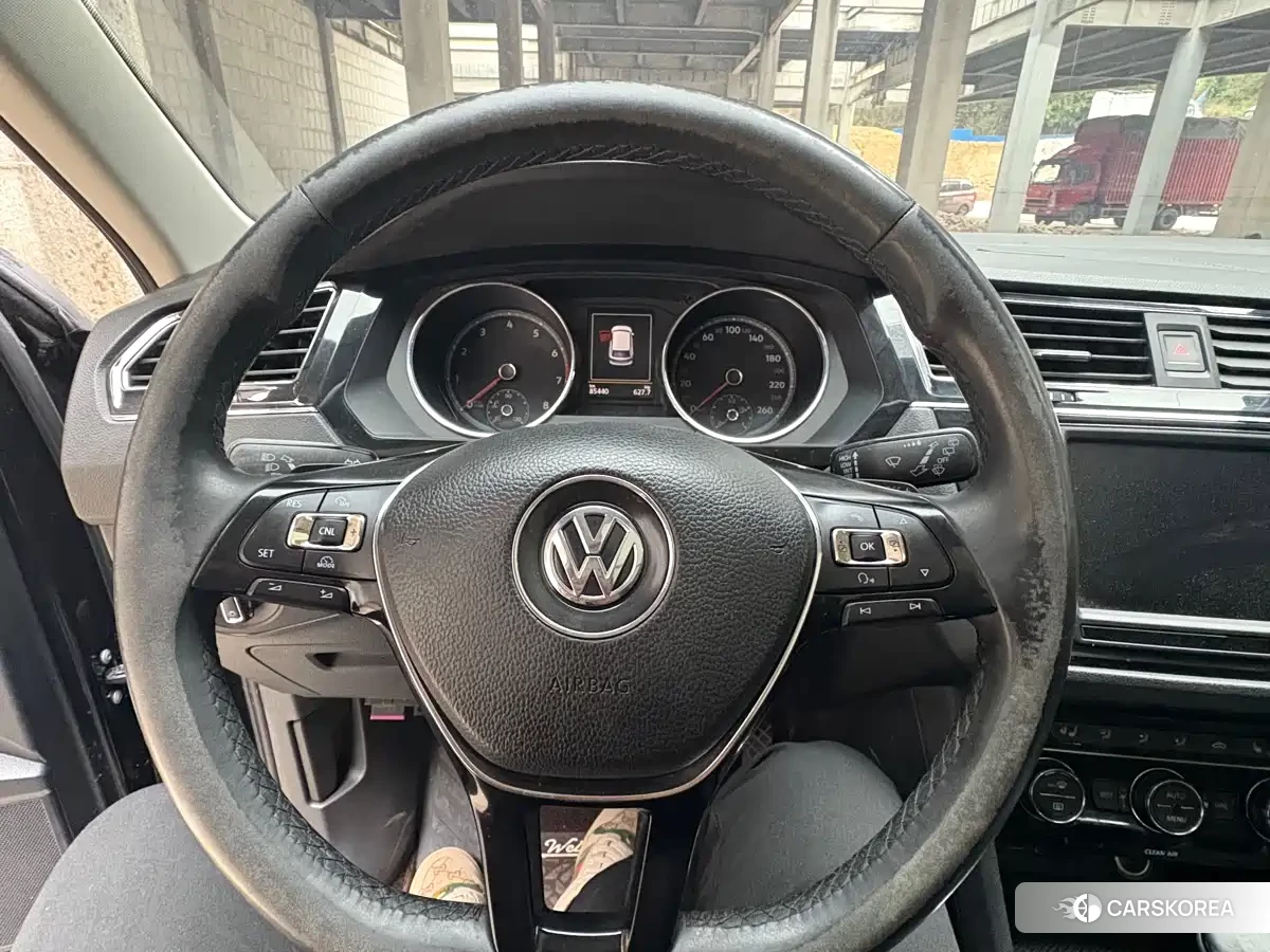 Volkswagen Tiguan L id 4554168 из Китая 9