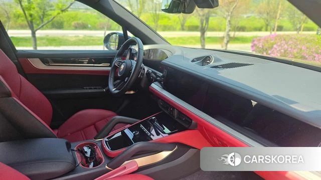 Porsche Cayenne (PO536) 2025 Черный из Кореи, фото 3