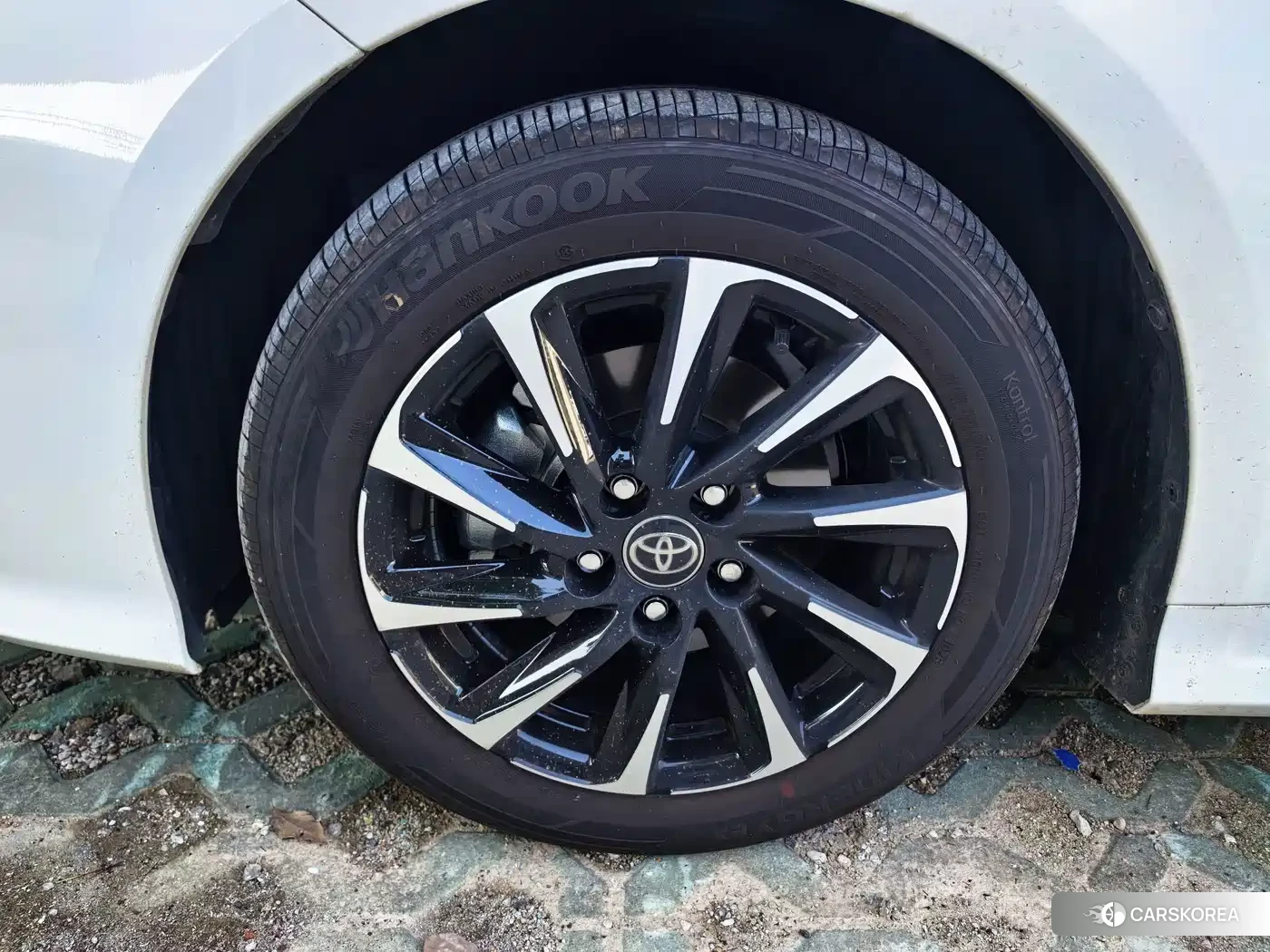 Toyota Corolla id 4649321 из Китая 12