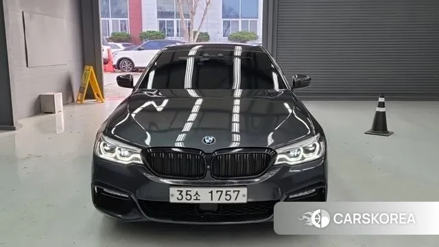 BMW 5 Series (G30) id 3485091 из Кореи 11