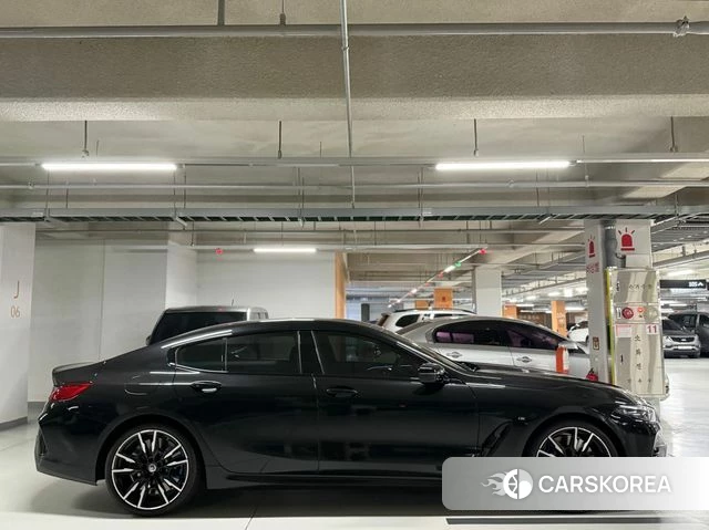 BMW 8 Series (G15) 2023 Черный из Кореи, фото 3