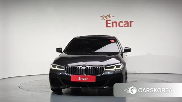 BMW 5 Series (G30) id 3433542 из Кореи 13