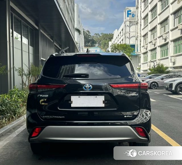Toyota Highlander 2022 Черный из Китая, фото 3