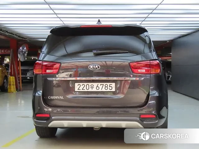 Kia The New Carnival id 3000502 из Кореи 13
