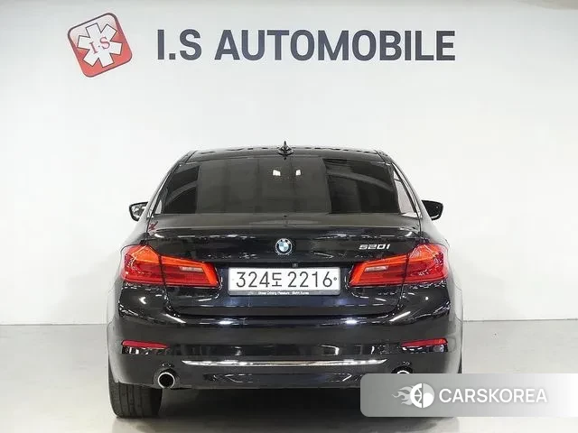 BMW 5 Series (G30) id 3602191 из Кореи 13
