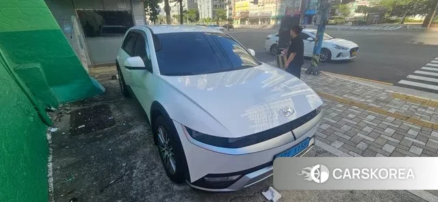 Hyundai Ionic 5 2022 Белый двухцветный из Кореи, фото 3