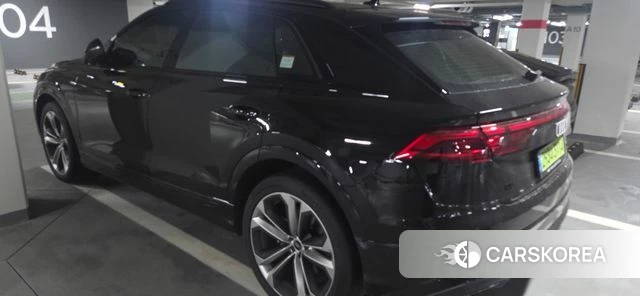 Audi Q8 (4M) 2026 Черный из Кореи, фото 3