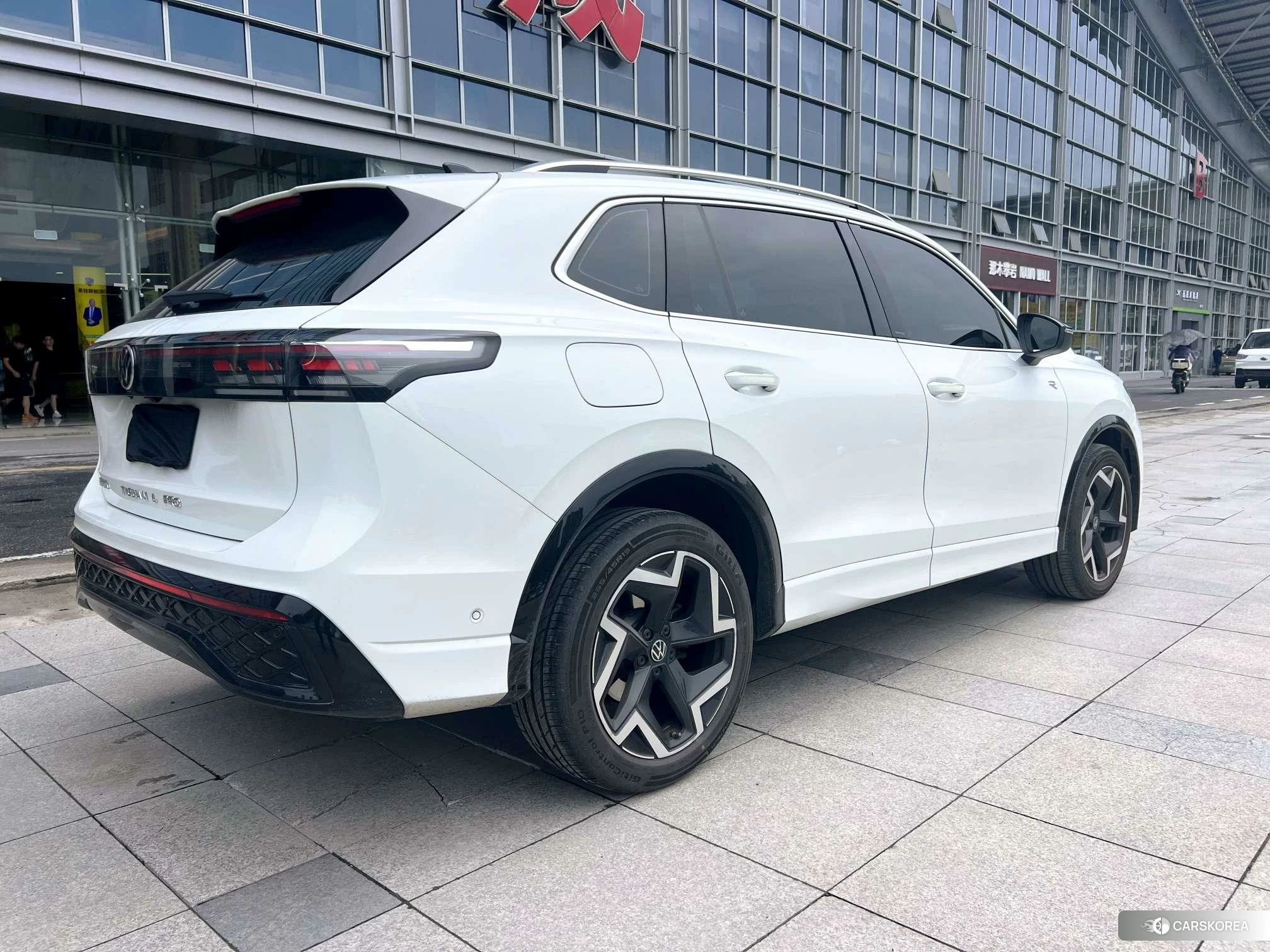 Volkswagen Tiguan L id 4486185 из Китая 7