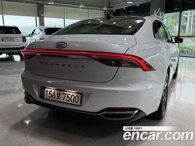 Hyundai The New Grandeur IG Hybrid id 2863462 из Кореи 13