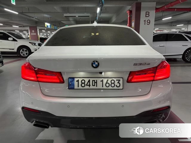BMW 5 Series (G30) id 4396883 из Кореи 7
