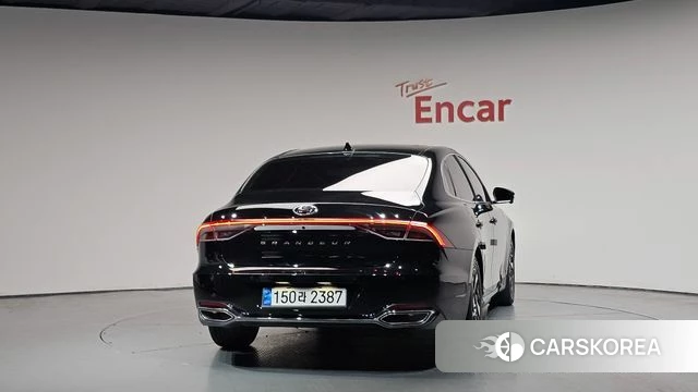 Hyundai The New Grandeur IG Hybrid id 4388898 из Кореи 23
