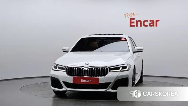 BMW 5 Series (G30) id 3472483 из Кореи 13