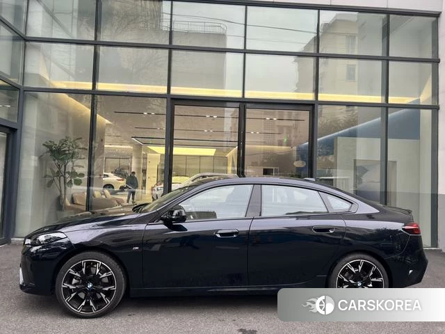 BMW 2 series id 3863647 из Китая 9