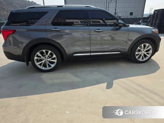 Ford Explorer 6th Generation 2021 Серый из Кореи, фото 3