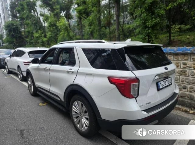 Ford Explorer 6th Generation 2021 Белый из Кореи, фото 3