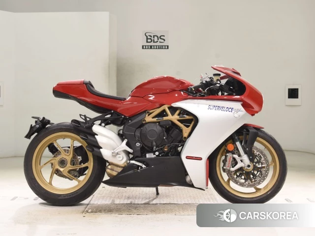 Проданный MV AGUSTA SUPER VELOCE 800 2021 из Японии, фото 4