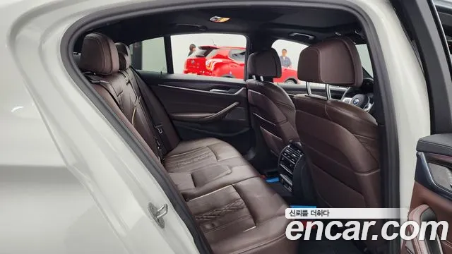 BMW 5 Series (G30) id 2699734 из Кореи 13