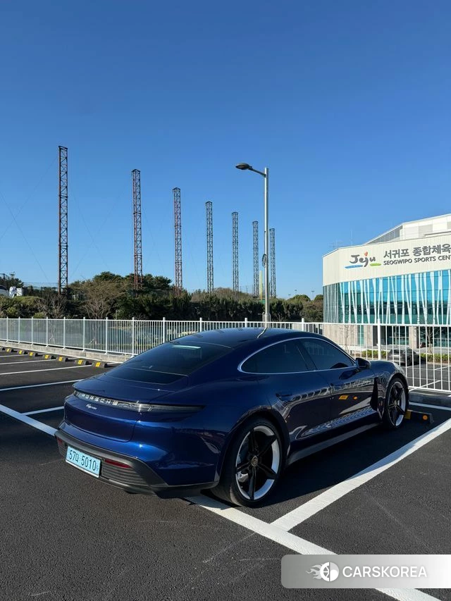 Porsche Taycan id 4842548 из Кореи 13