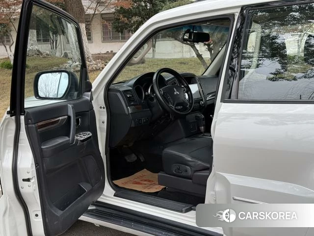 Mitsubishi  Pajero (imported) id 4241547 из Китая 23