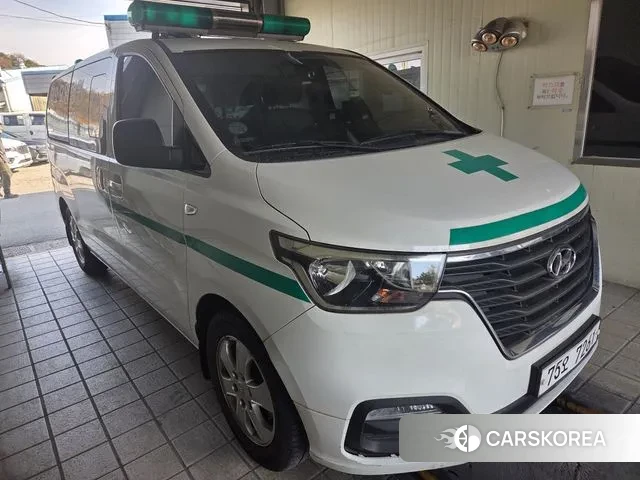 Hyundai Grand Starex 2018 Серебряный из Кореи, фото 3