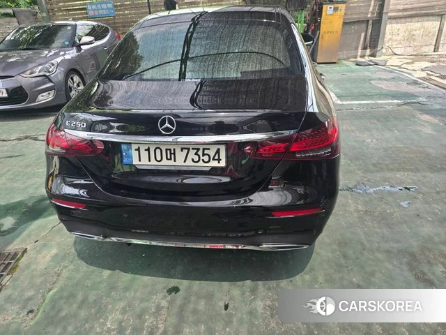 Mercedes-Benz E-Class W213 2022 Черный из Кореи, фото 3