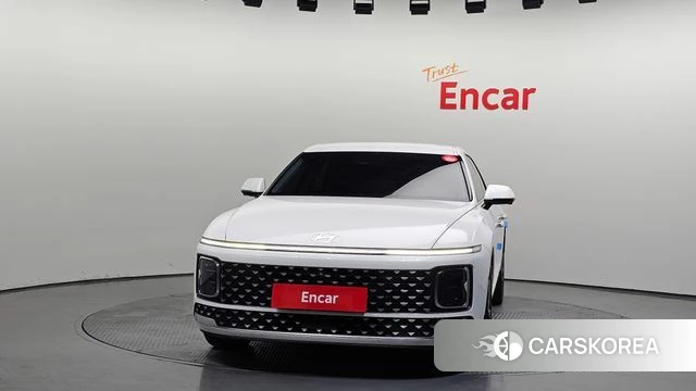 Hyundai Grandeur (GN7) id 3851192 из Кореи 13