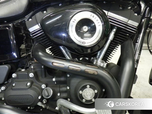 Engine photo