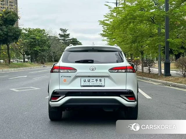 Toyota Fenglanda 2023 Белый из Китая, фото 3