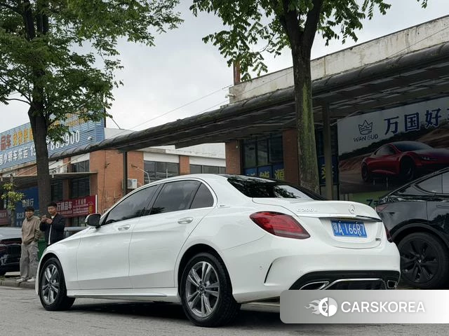 Mercedes-Benz Class C id 4256967 из Китая 9