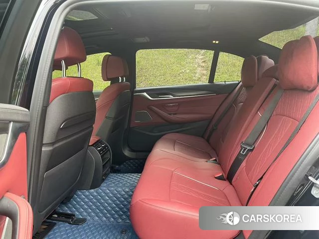 BMW 5 series PHEV 2022 Белый из Китая, фото 3