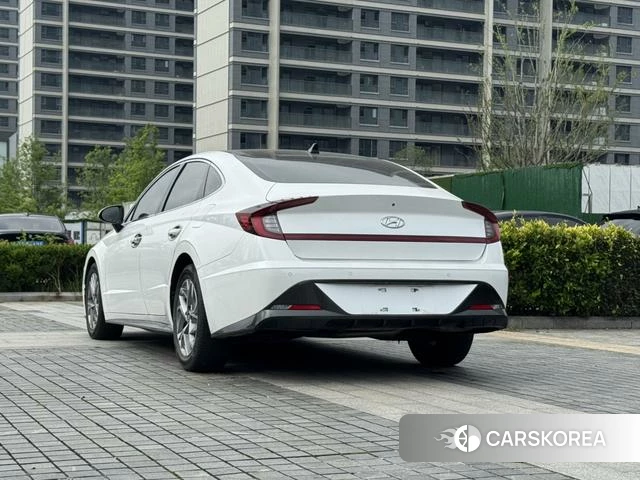 Hyundai Sonata 2022 Белый из Китая, фото 6