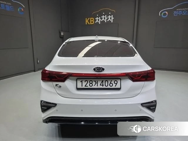 Kia Come New K3 id 4625515 из Кореи 13