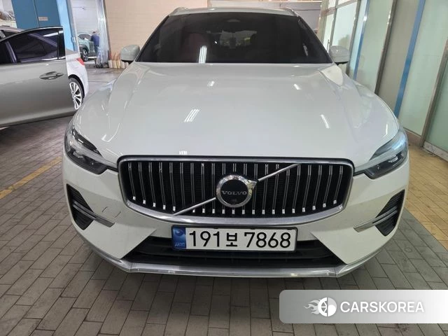 Volvo XC60 second Generation 2023 Белый из Кореи, фото 3
