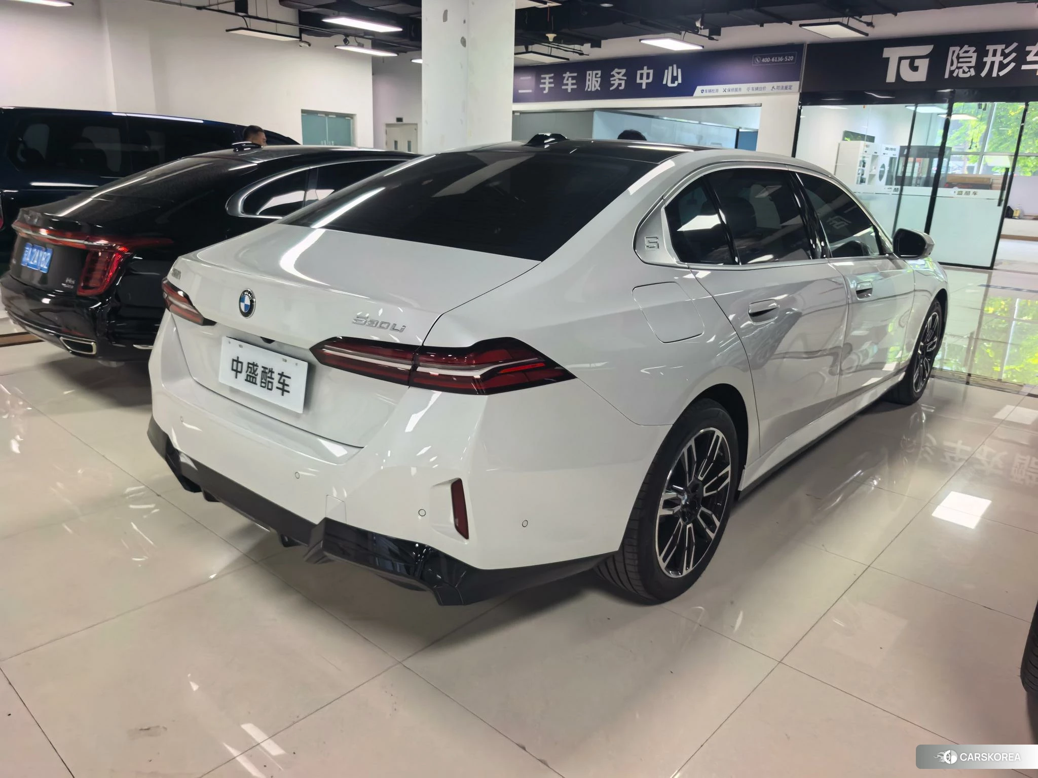 BMW 5 series 2024 Белый из Китая, фото 5