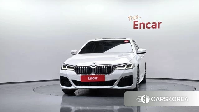 BMW 5 Series (G30) id 4179651 из Кореи 13