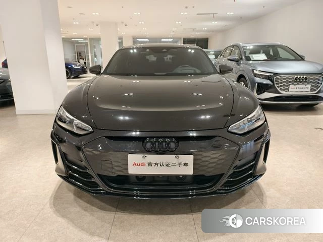 Audi e-tron GT id 3957649 из Китая 9
