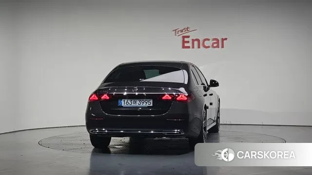 Mercedes-Benz E-Class W214 id 3195439 из Кореи 13