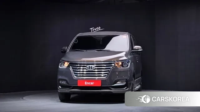 Hyundai The New Grand Starex id 3709147 из Кореи 13