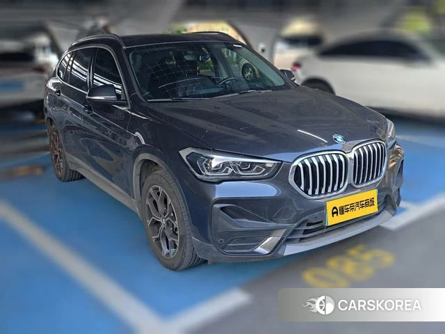 BMW X1 2022 Темно-серый из Китая, фото 3