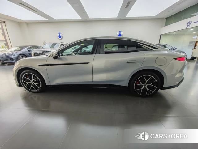 BYD Han L EV 2025 Серебристо-серый из Китая, фото 3