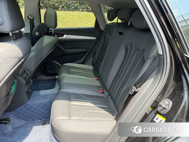 Audi Q5L 2024 Черный из Китая, фото 6