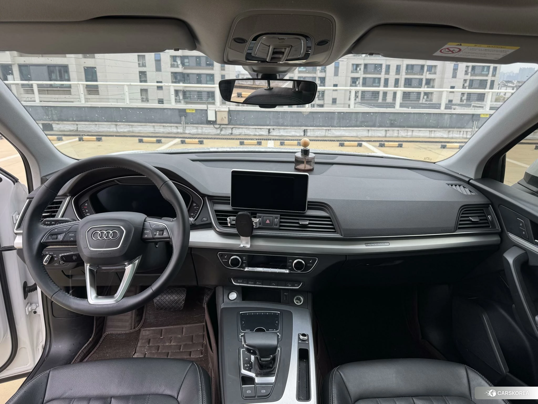 Audi Q5L id 4461480 из Китая 10