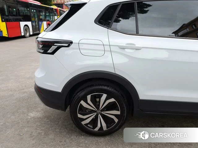 Volkswagen Tuyue id 4335308 из Китая 23