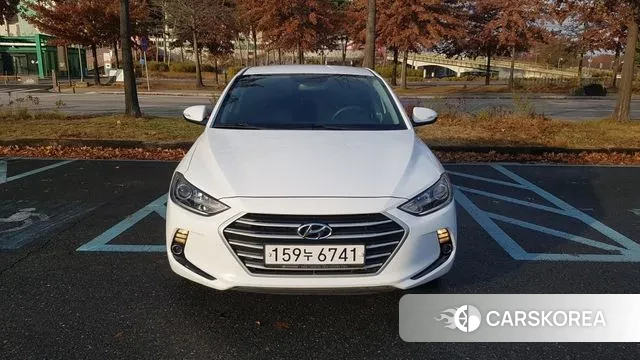 Hyundai Avante AD id 3009498 из Кореи 8