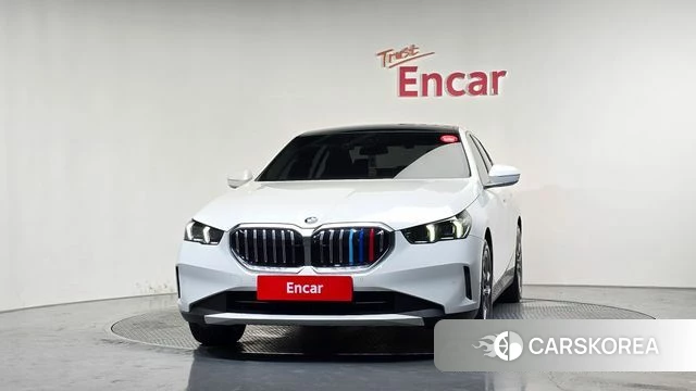 BMW 5 Series (G60) id 4710718 из Кореи 23
