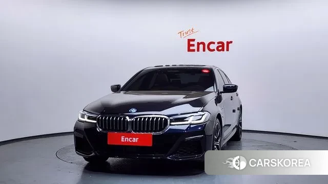 BMW 5 Series (G30) id 3735420 из Кореи 13