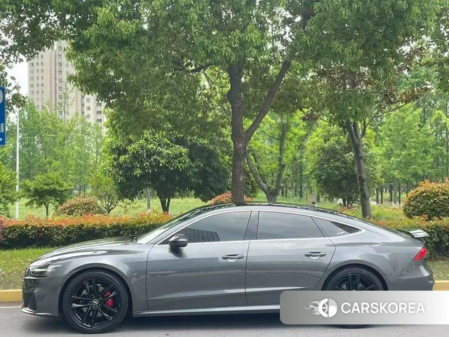 Audi A7 2021 Темно-серый из Китая, фото 3