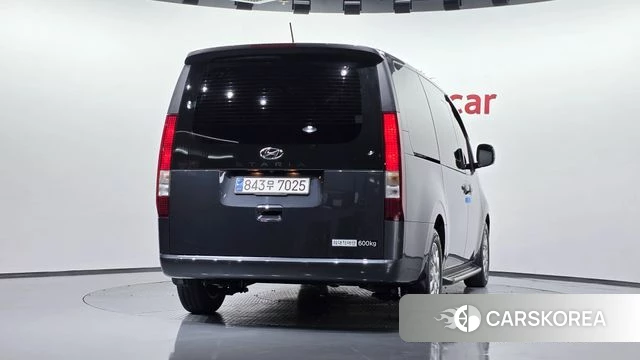 Hyundai Staria id 4308427 из Кореи 23