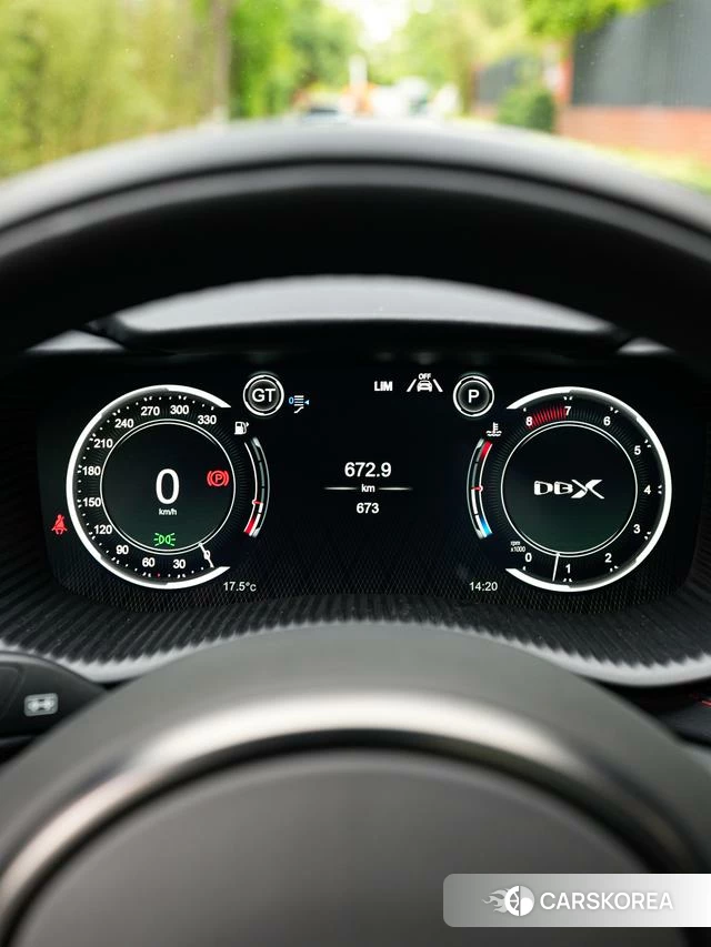 Aston Martin DBX id 4210037 из Китая 17
